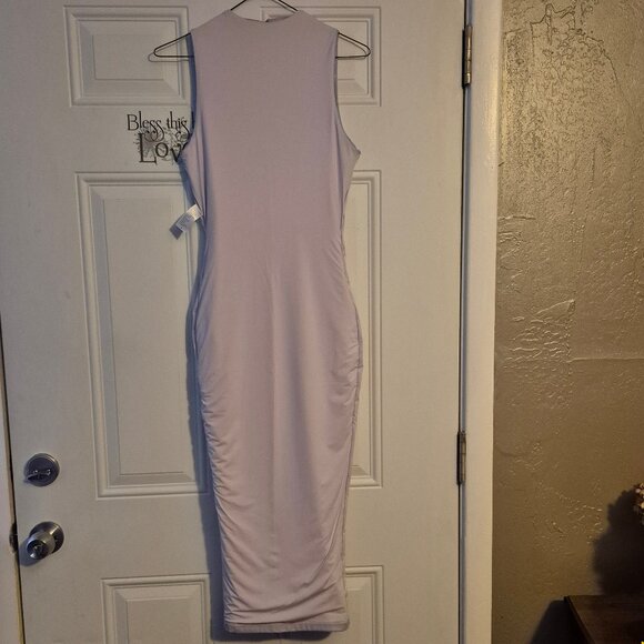 Naked Wardrobe ,Bodycon beauty, needs zipper repaired, minor.size Small - Picture 2 of 8